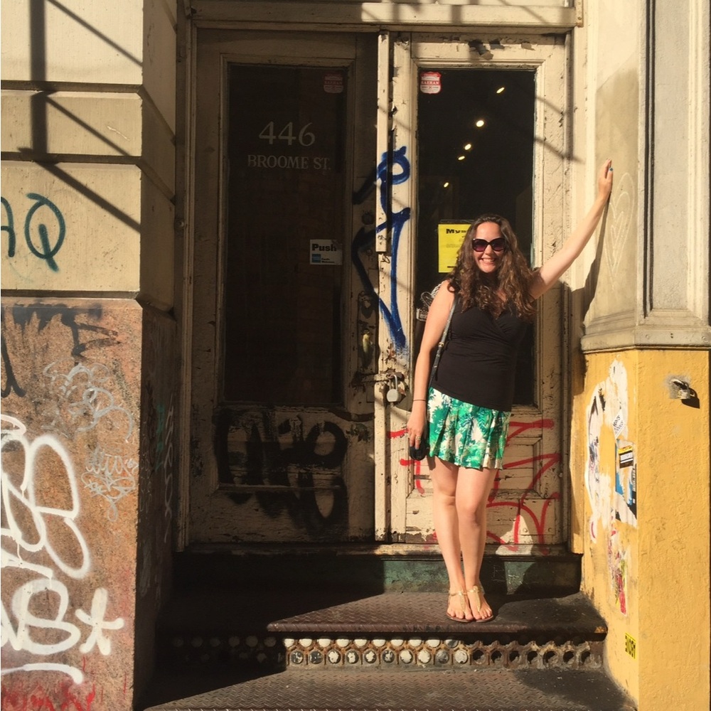 VGUC Anthropologie skort! - Picture 2 of 5